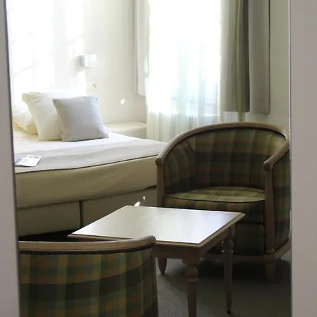 Hotel Amaryllis 3*